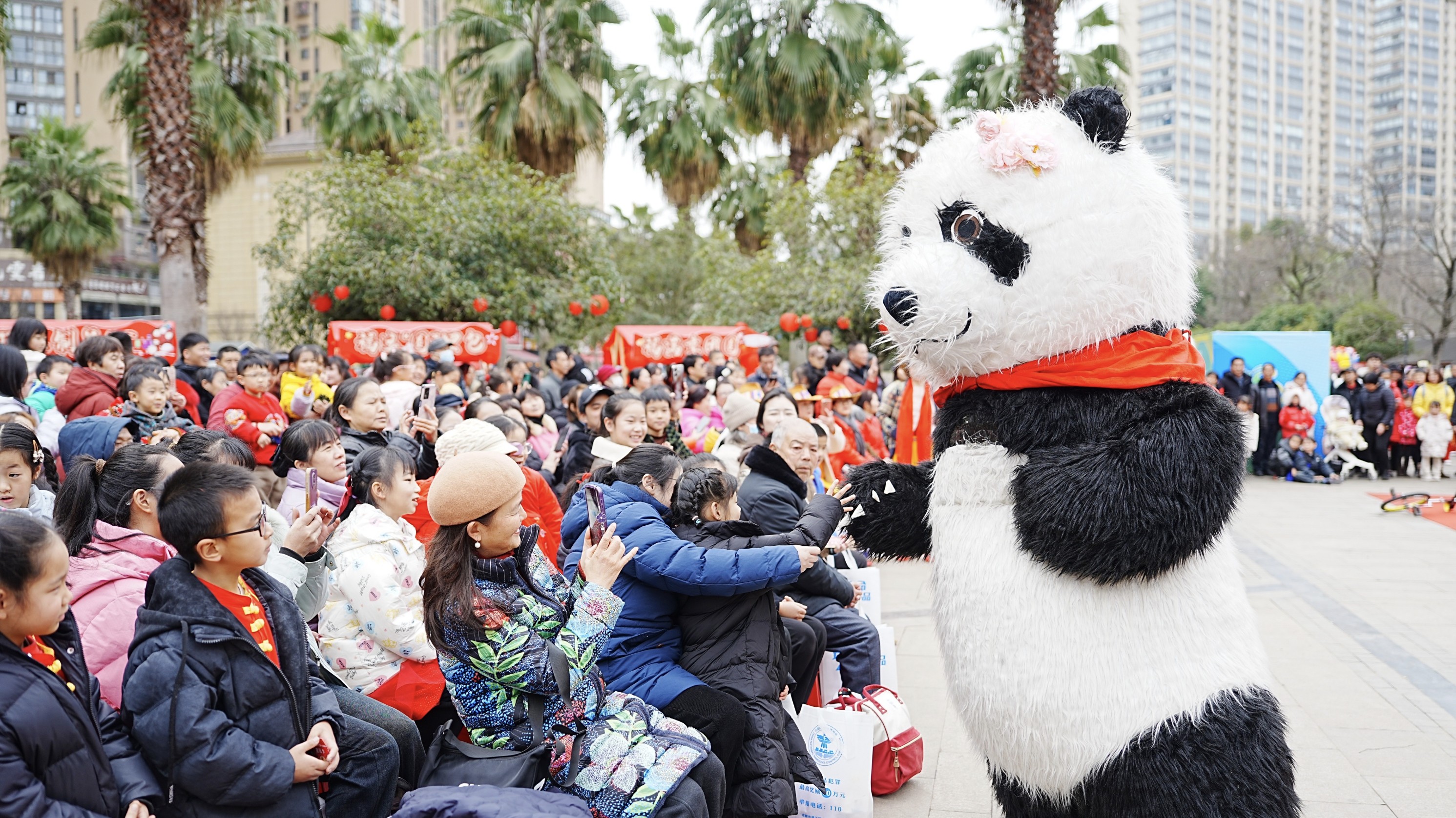 搓汤圆、做花灯、看杂耍……温江区喜乐闹元宵主题活动精彩纷呈