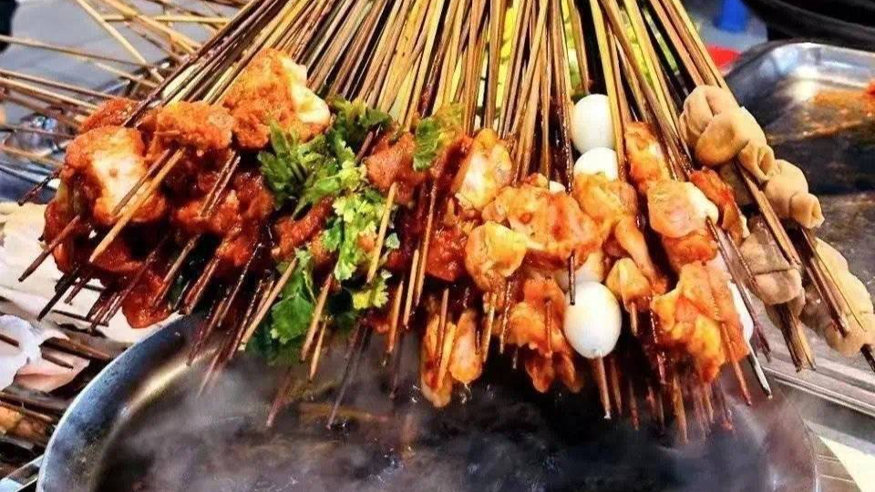 乐山美食征服全球餐桌：不止麻辣烫，这张“川味名片”藏着多少惊喜？