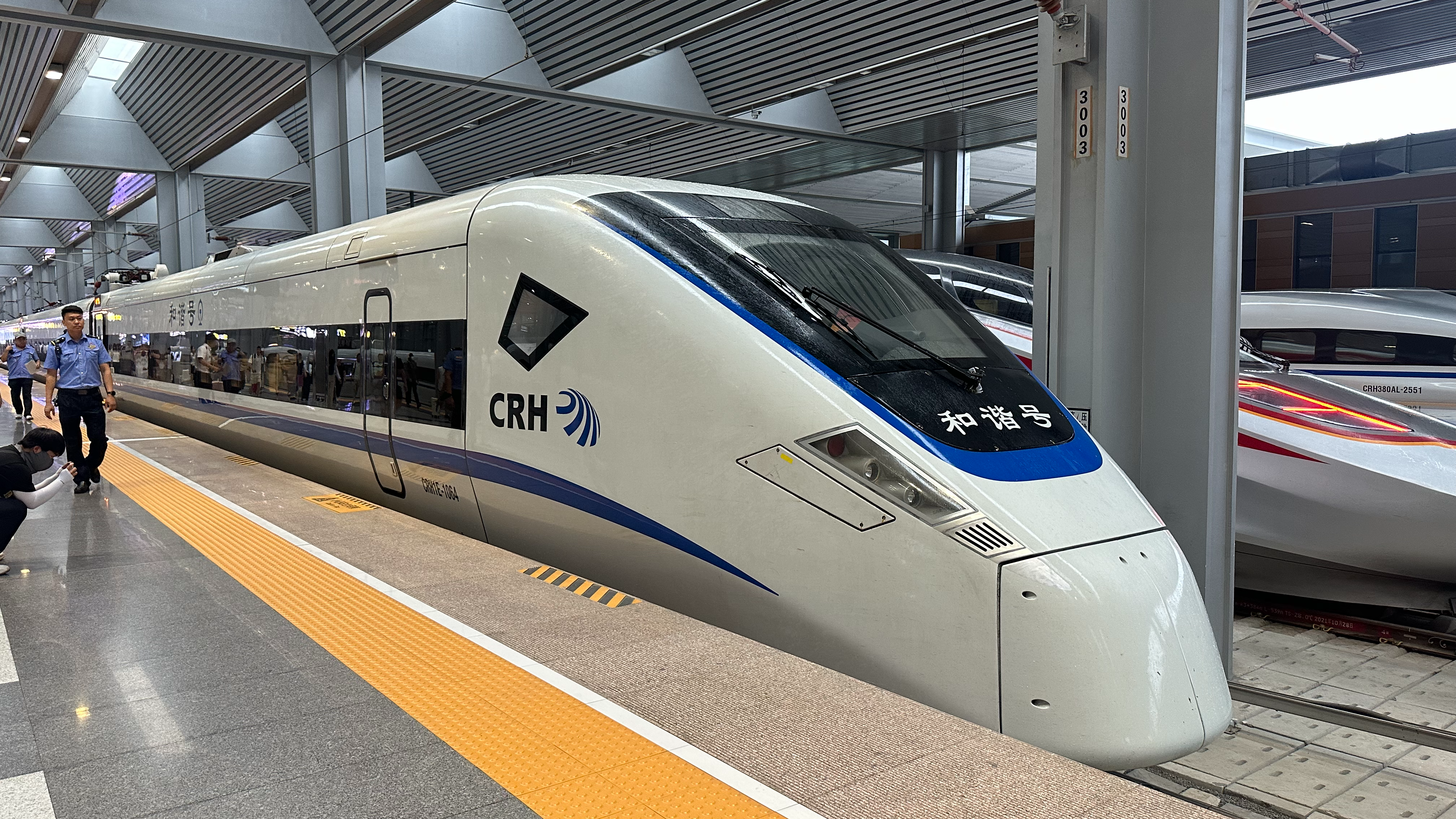 乘客点赞“超出预期”，京蓉夜间动卧抵达北京丰台站