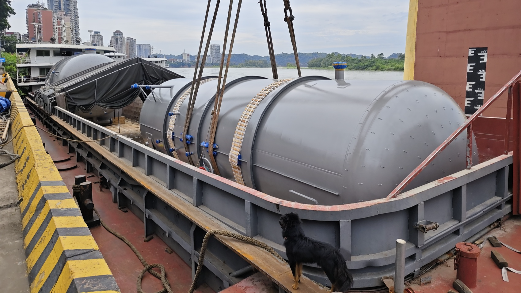 为中俄最大化工项目配货，四川造“巨无霸”是如何出海的？