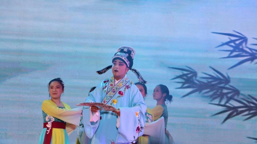 19岁“戏痴”的川剧梦：广元戏曲人用热爱与坚守，非遗传承有了“双向奔赴”