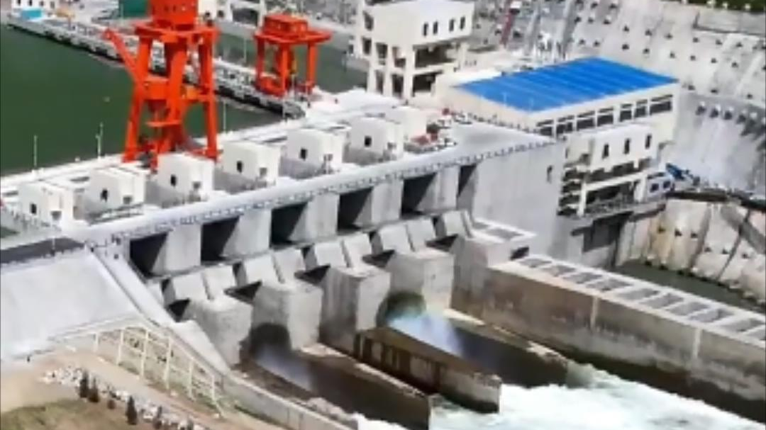 四川这座电站为啥造了一条“地下河”？
