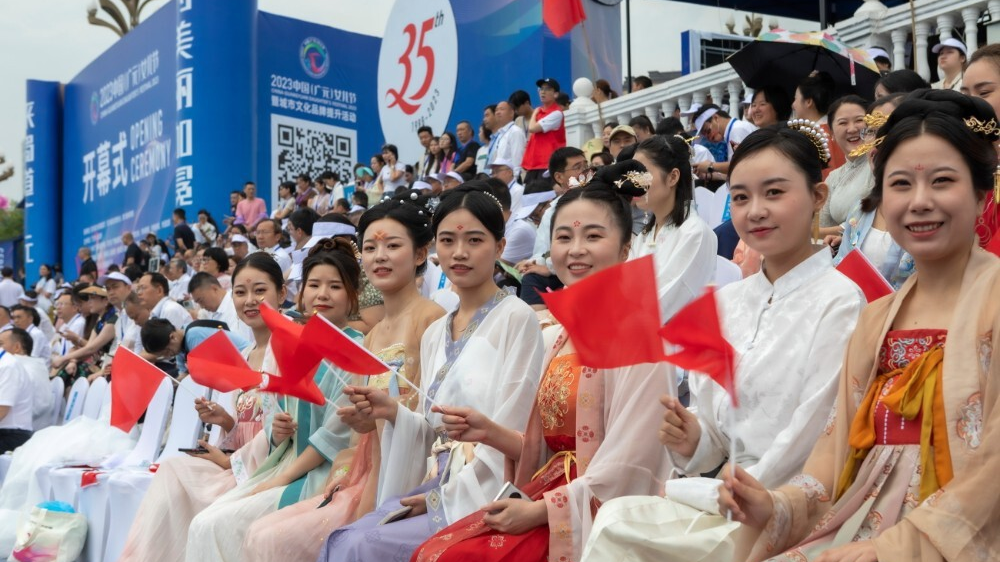 广元软硬兼施提升文旅国际范：让世界级资源产生世界级流量