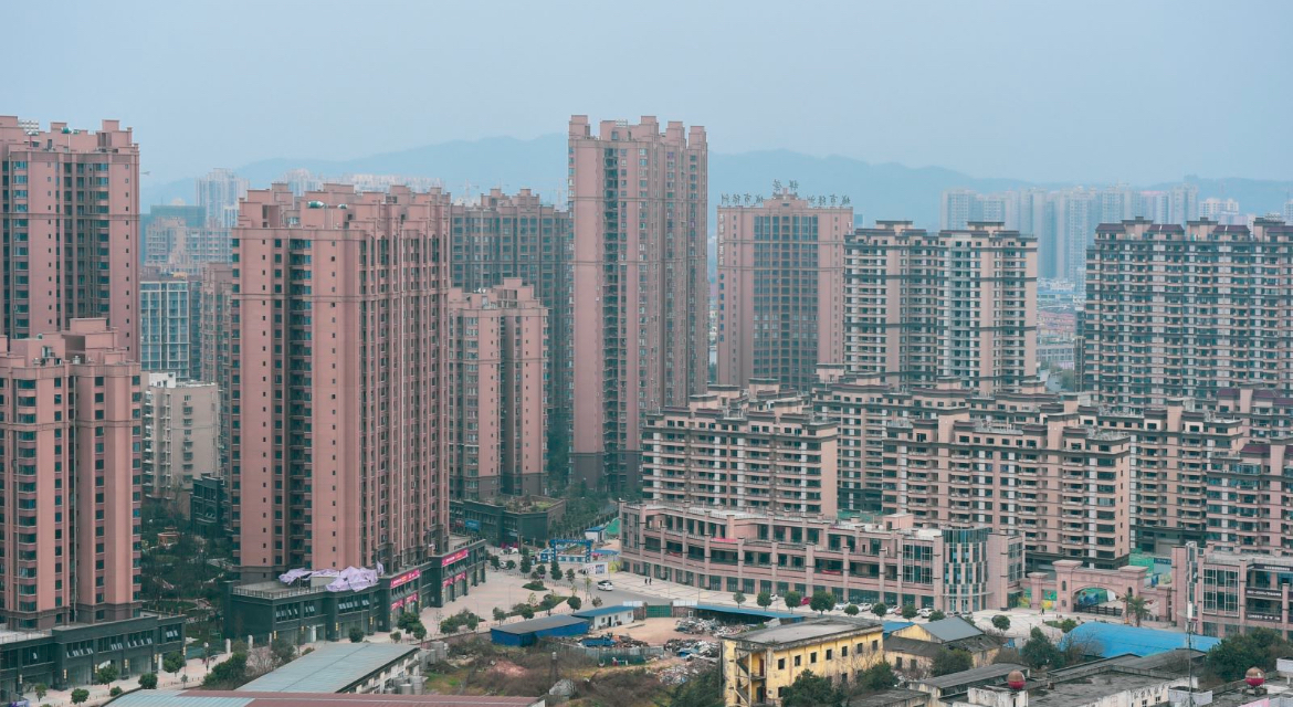 从买商品到买服务 提振消费有哪些新的做法和思路？