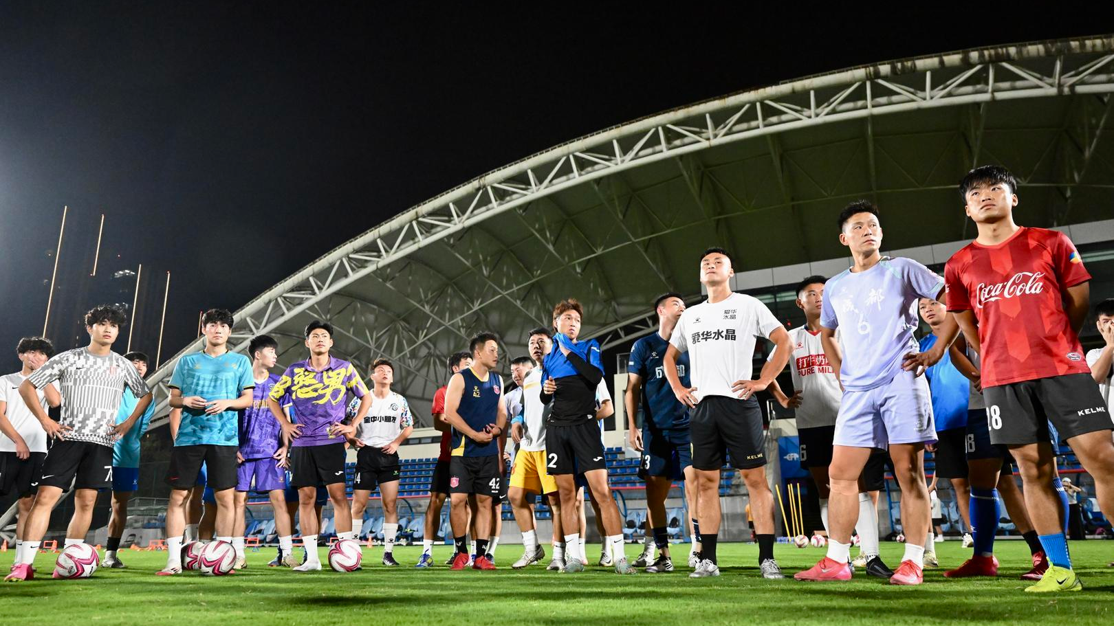 “川超”成都队集训，要颜值有实力，要实力有颜值！主教练：第二名和最后一名没区别