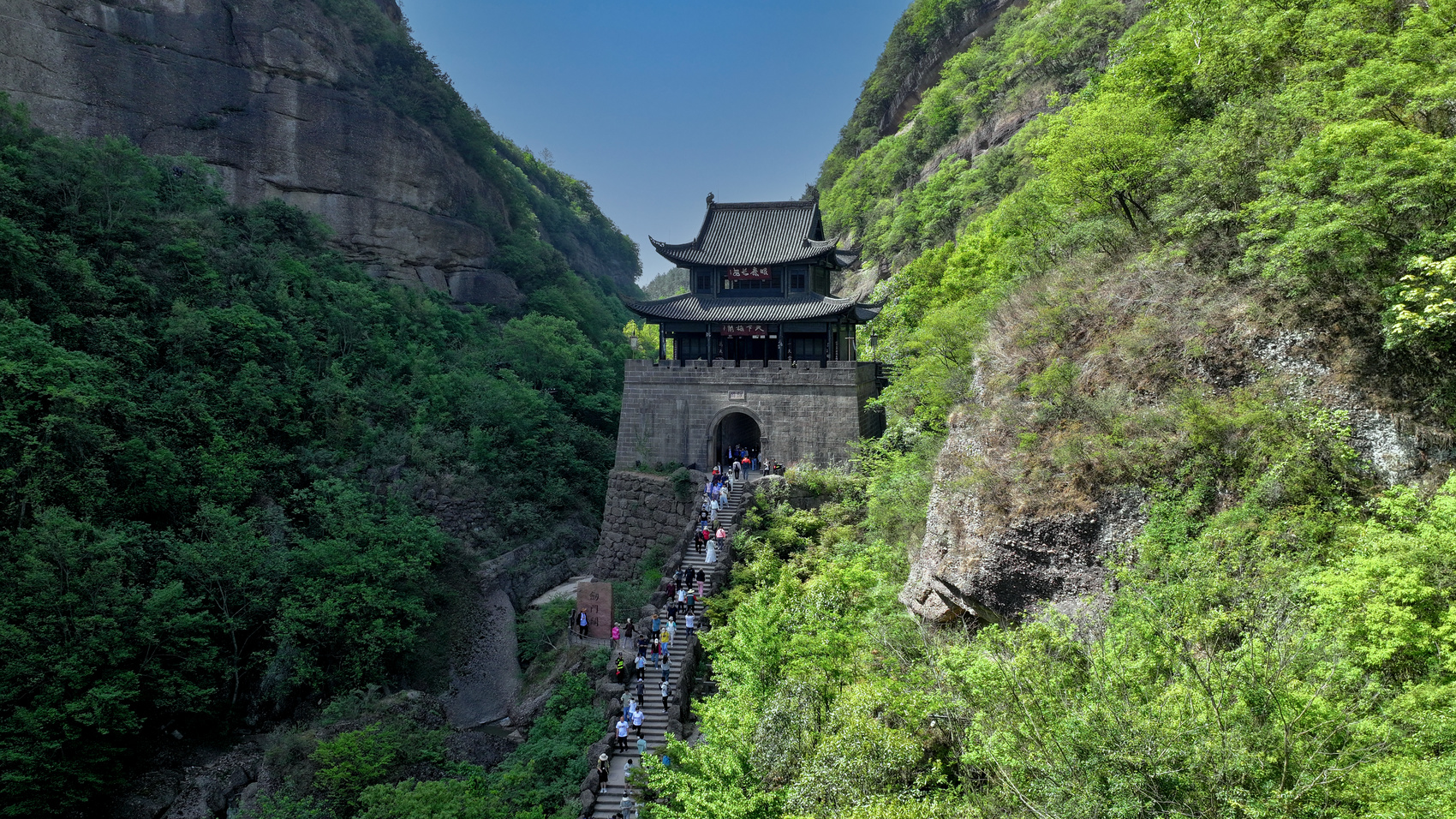 广元发放“川超”劲爆福利！一张球票，吃喝玩乐耍遍全城