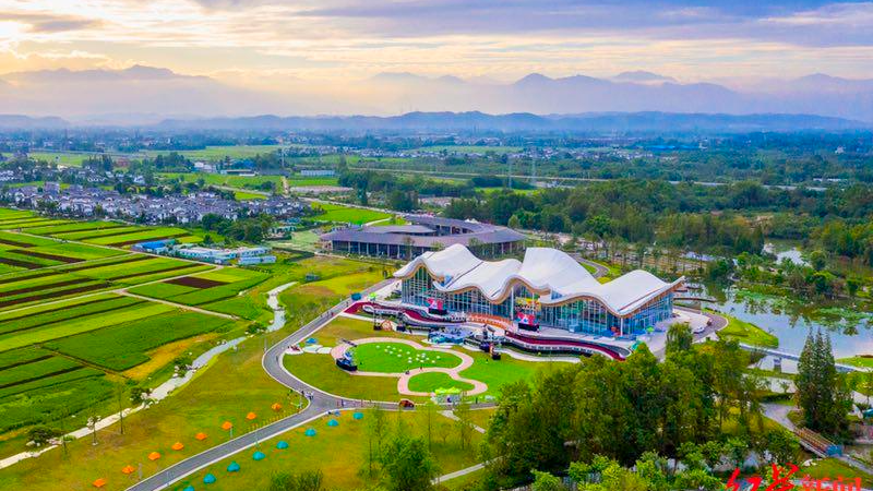 国庆即将来临，成都推出6条精品旅游线路，让你畅游四川