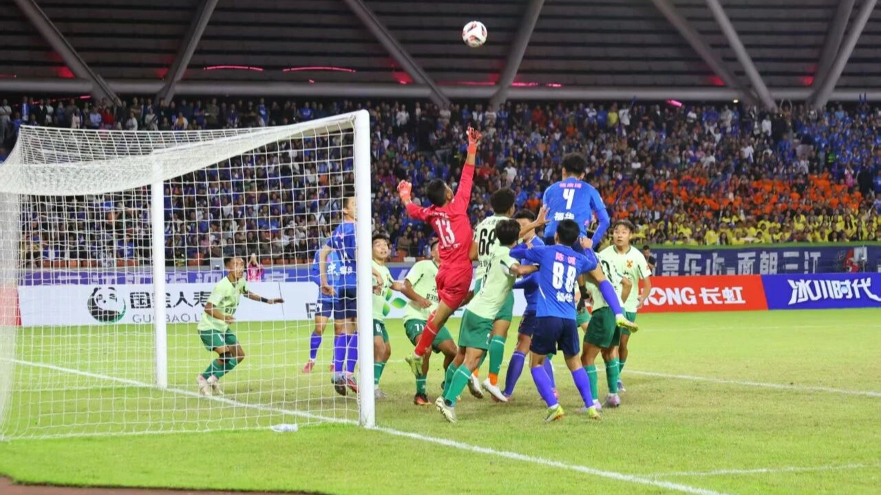 “川超”踢成九宫格，看完你的看你的！