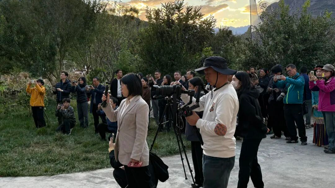 中央省级媒体走进丹巴、康定，实地解锁“奋进答案”