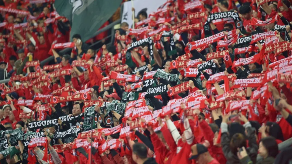 莫让高墙挡“川超”