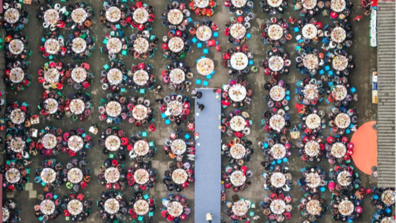 四川坝坝宴上热搜，这不只是一顿饭