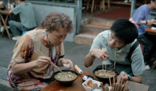 跟随影视作品，到成都的街道走一走