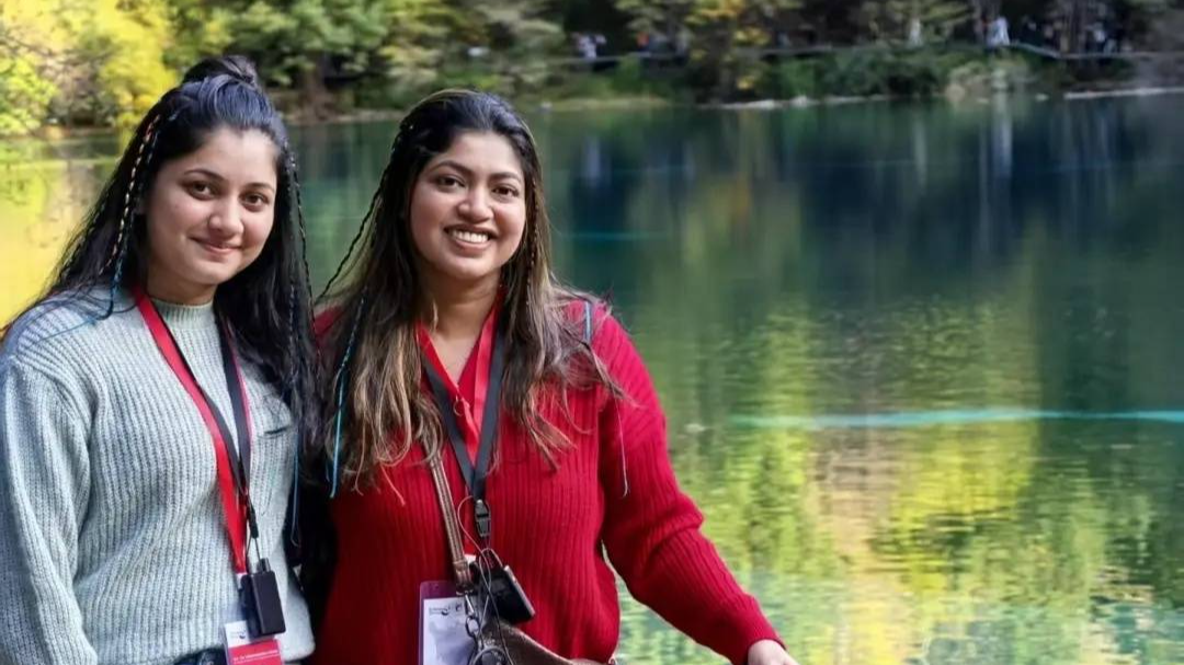 雪山与熊猫之外：全球游客为何涌向四川寻找“松弛感”？