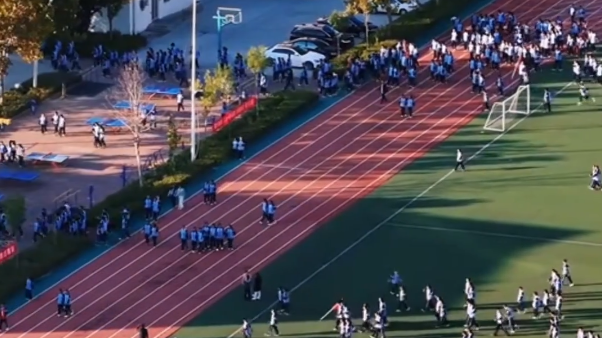 视评来了丨9岁男孩的勇敢反击：一次小摩擦，也是孩子的成长课