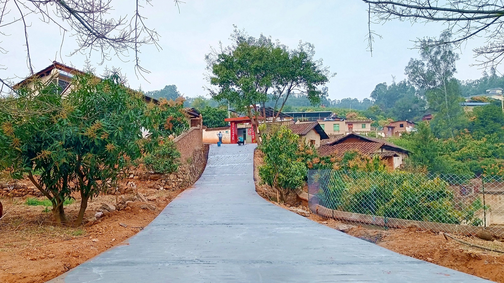 攀枝花：一个少数民族村的焕新