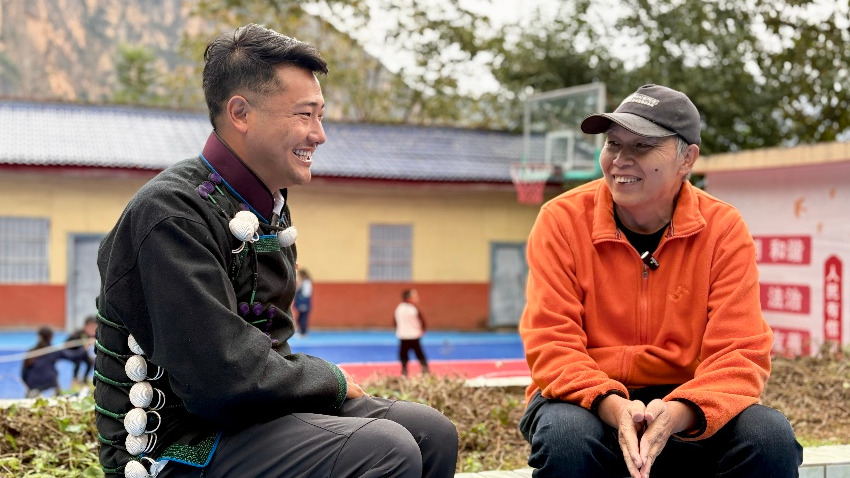 央媒看四川丨阳光照进阿布洛哈村