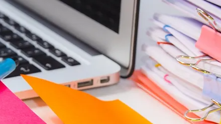 写材料的人不能没“材料”