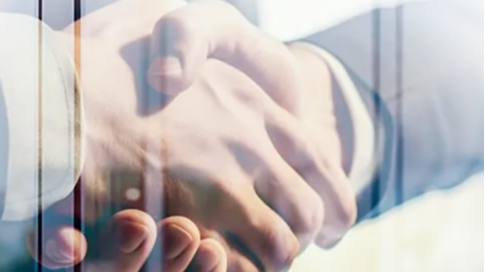 “向上社交”还是“向上成长”？