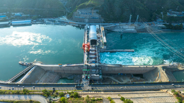 央媒看四川丨四川锻强国家清洁能源“水引擎”——突破1亿千瓦，约占全国水电装机总量的四分之一