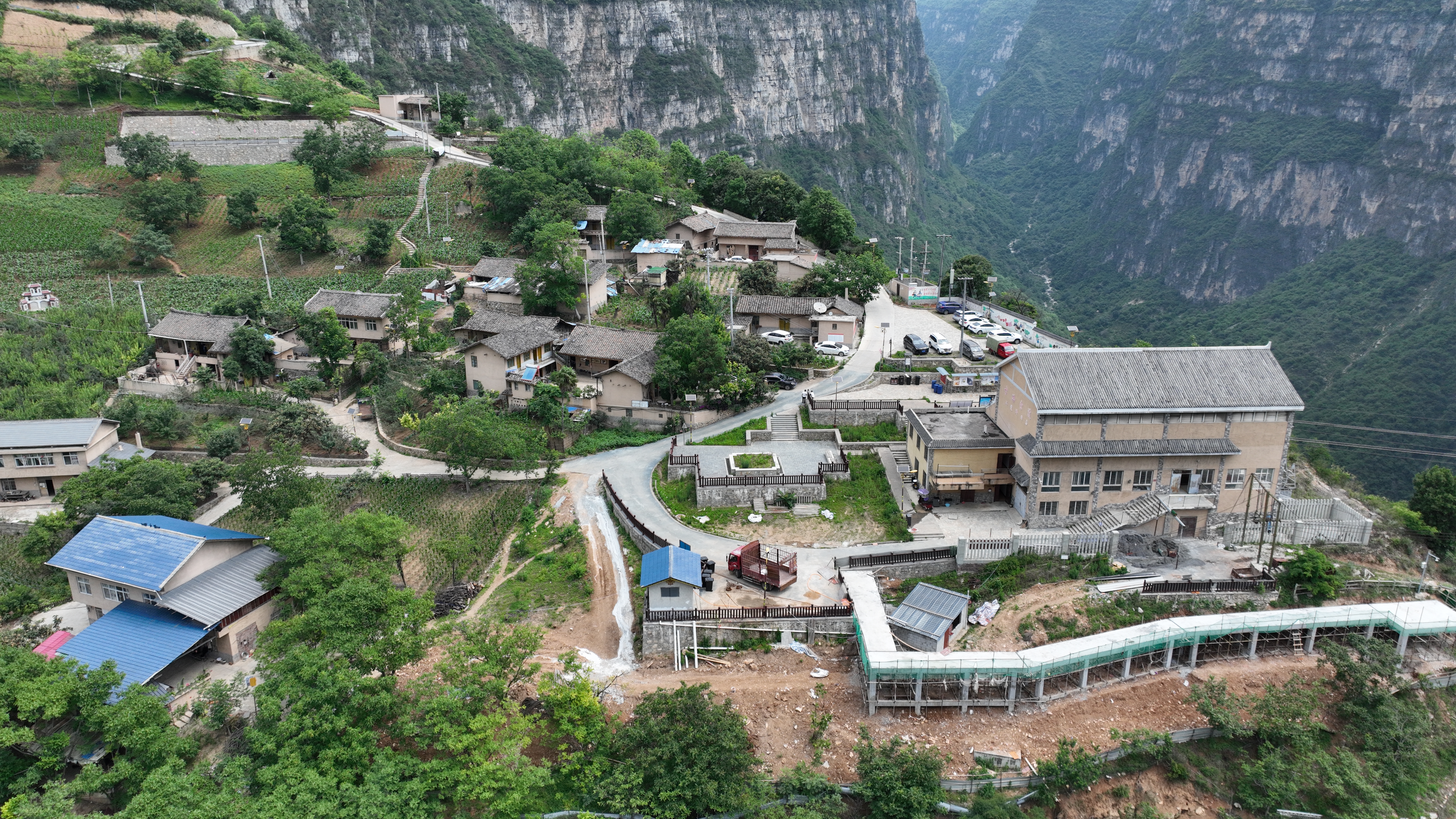 悬崖上的村庄焕新颜——雅安汉源永利彝族乡古路村乡村振兴五年纪实