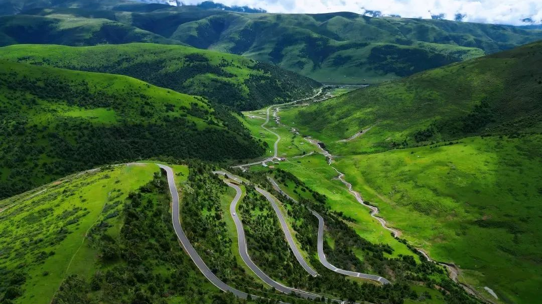 投资500亿元！四川启动新一轮农村公路提升行动