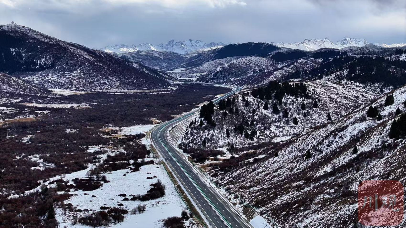 修一条四川“最高”高速公路，需要过几关？