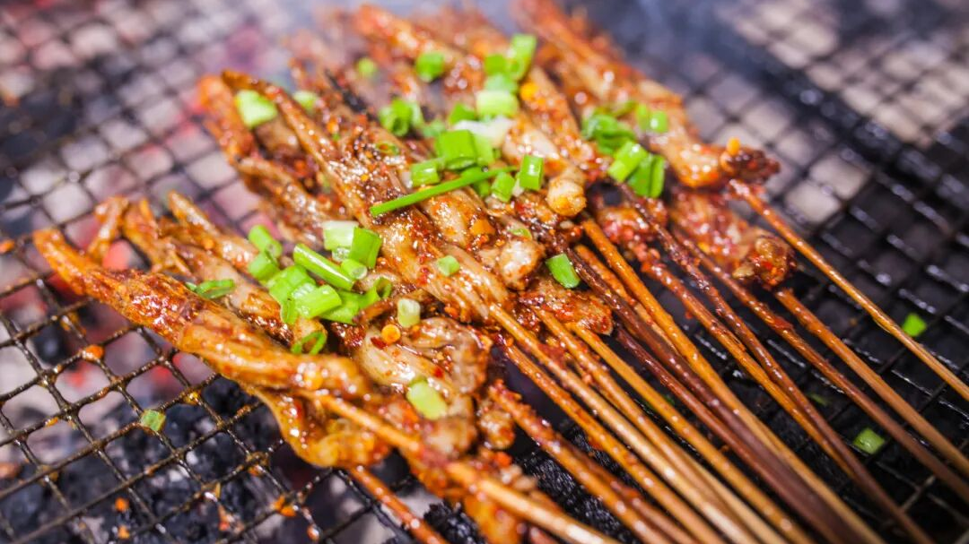 春晚分会场官宣后，宜宾人：来都来了，这些宜宾味道必须出圈！