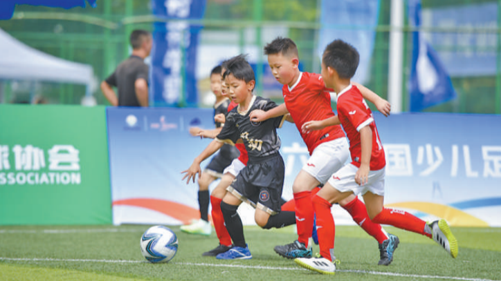 这座西部城市，发展足球有妙招