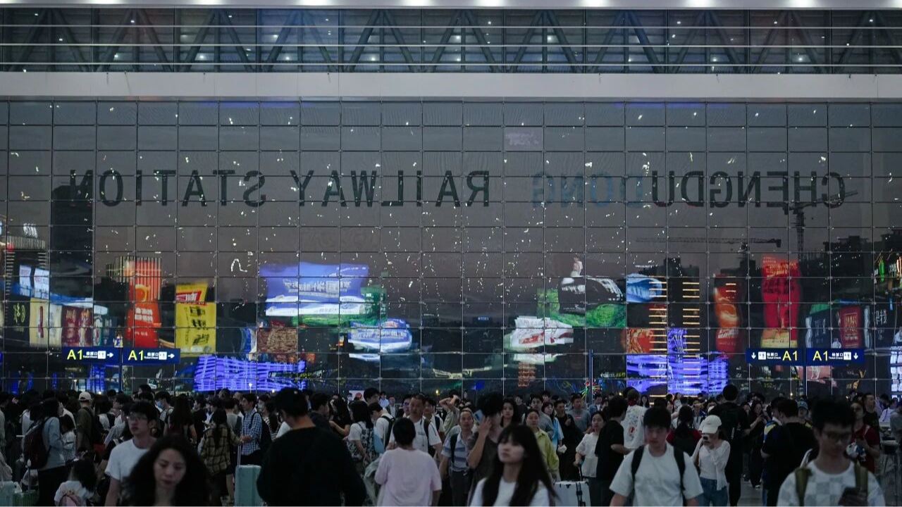 从嘉禾望岗到成都东站，“回家”不用“换乘”