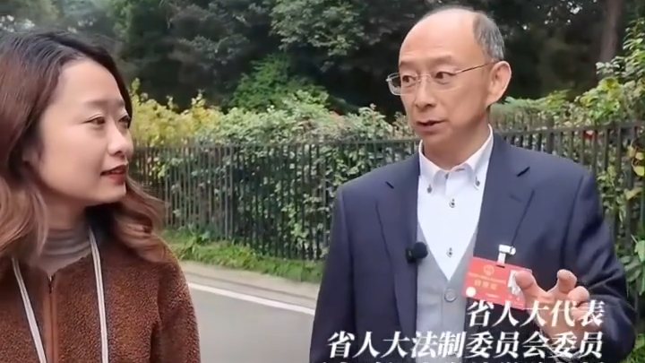 蹲会新发现丨建议去哪儿了？我们追踪了两个故事