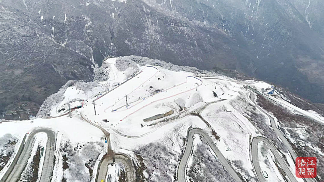 新春走基层丨绵阳：雪山变“金山”，虎牙“冰雪奇缘”正在上演