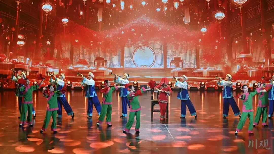 无戏不成年，有曲春自来