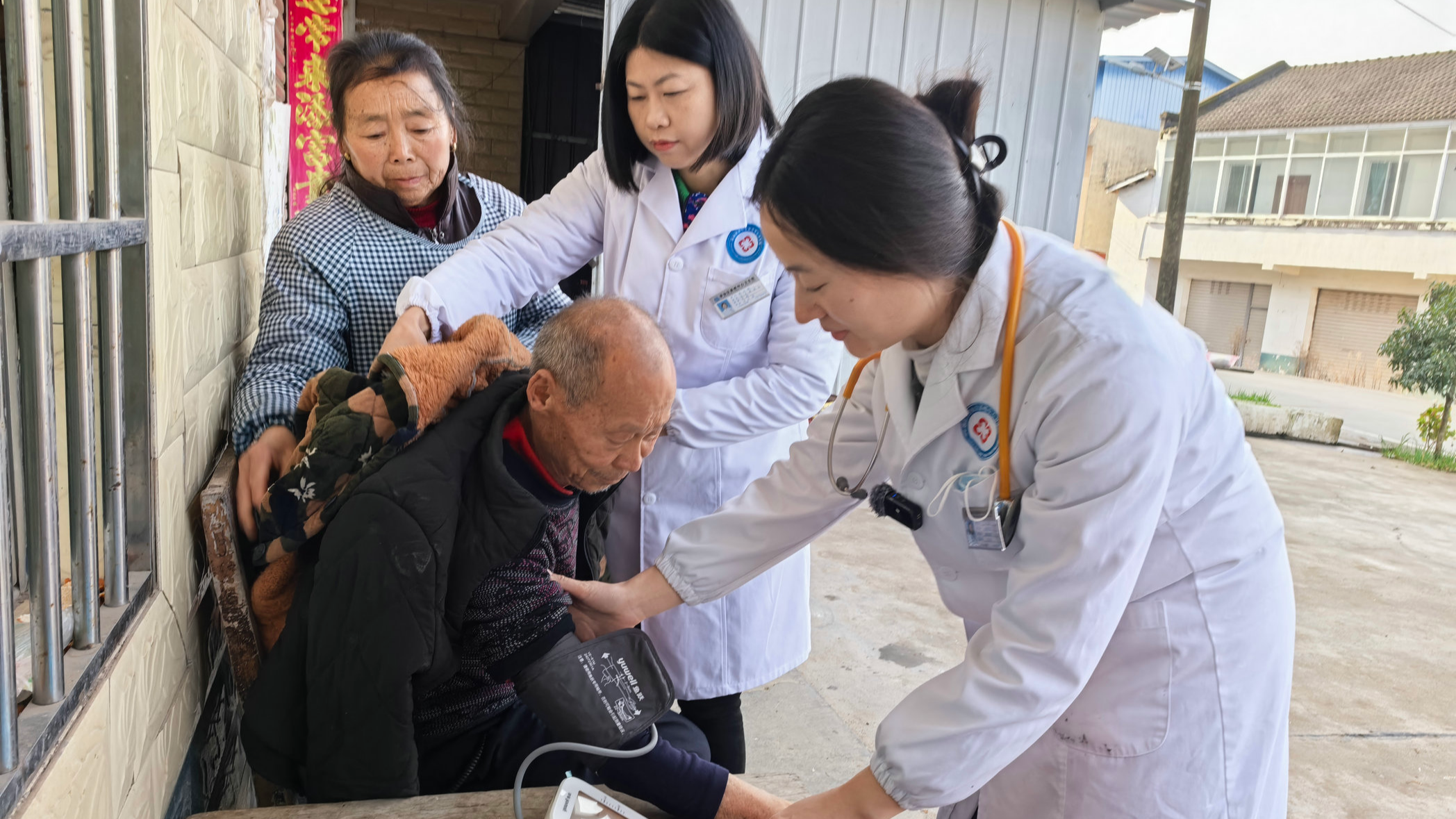 新春走基层丨绵阳：家庭医生“医”路守护 智慧医疗时刻在线