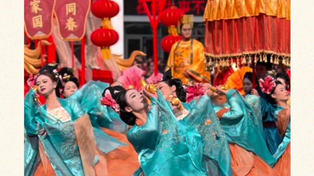 被绵竹惊艳到！非遗年画里的人真的走出来巡游了