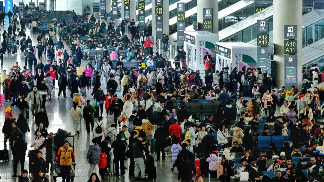 人在哪，年就在哪