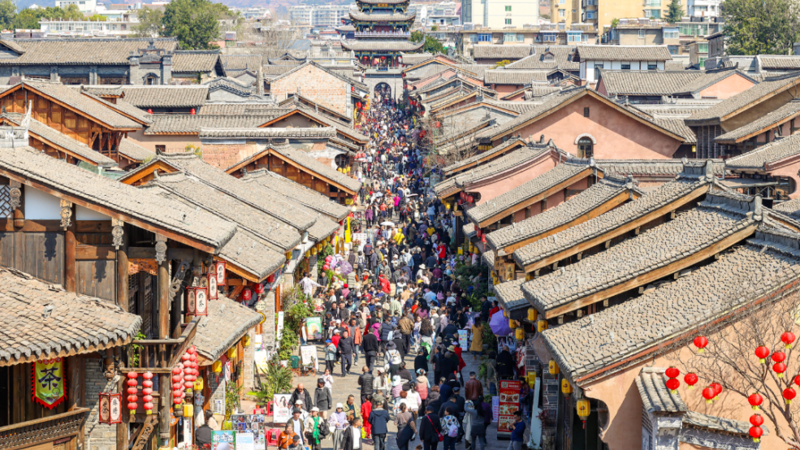 人气引流 凉山多重场景变经济舞台