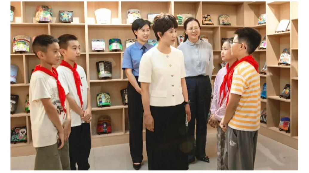 两会开放麦｜青少年不该被爽剧带偏！全国人大代表建议给微短剧“立规矩”