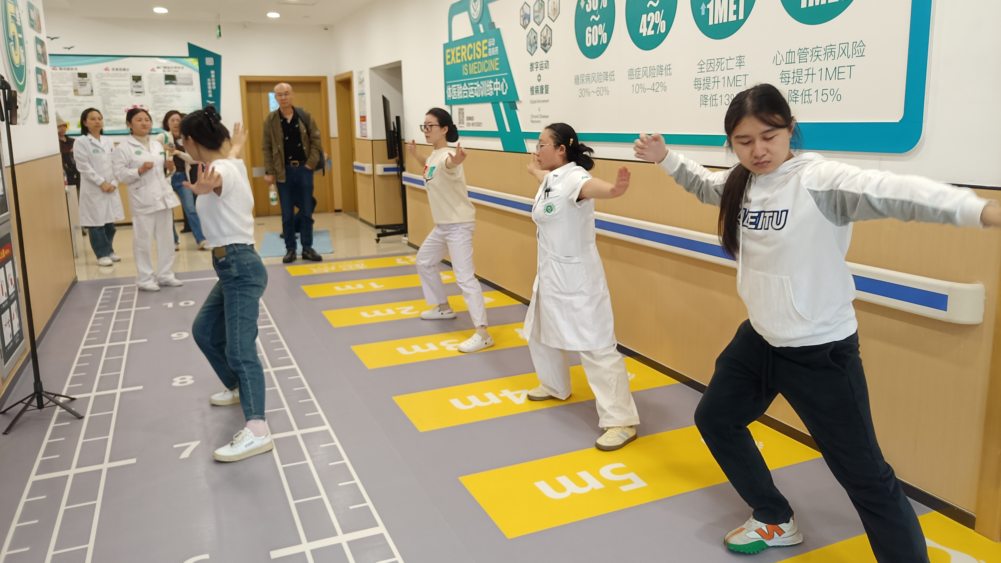 从“只开药”到“教你练” 成都青羊探索医体融合开出慢性病管理“综合方”