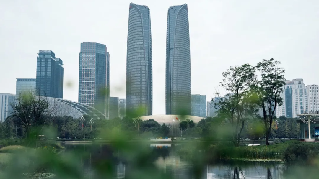 文化中国行｜AI时代，“超级IP”的成都算法