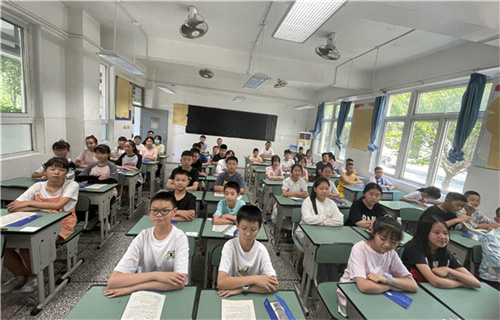 初中新生.jpg