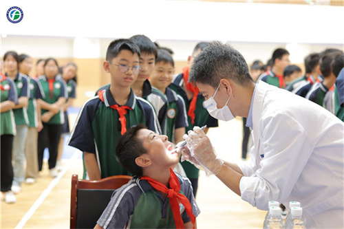 口腔普查.jpg