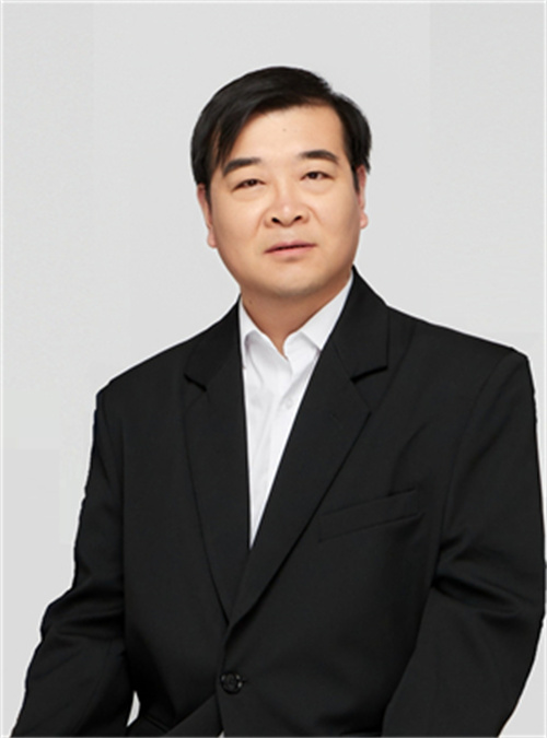 何传福.jpg