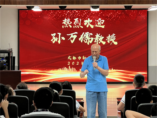 新华路小学科学家进校园1.jpg