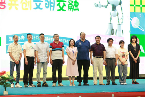 /data/storage/Upload/cditvcn/2025/05/20/a4263711-d99e-436f-82e9-624c80452210.jpg
