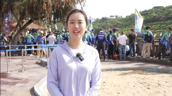 跟随记者第一视角走进路亚现场
