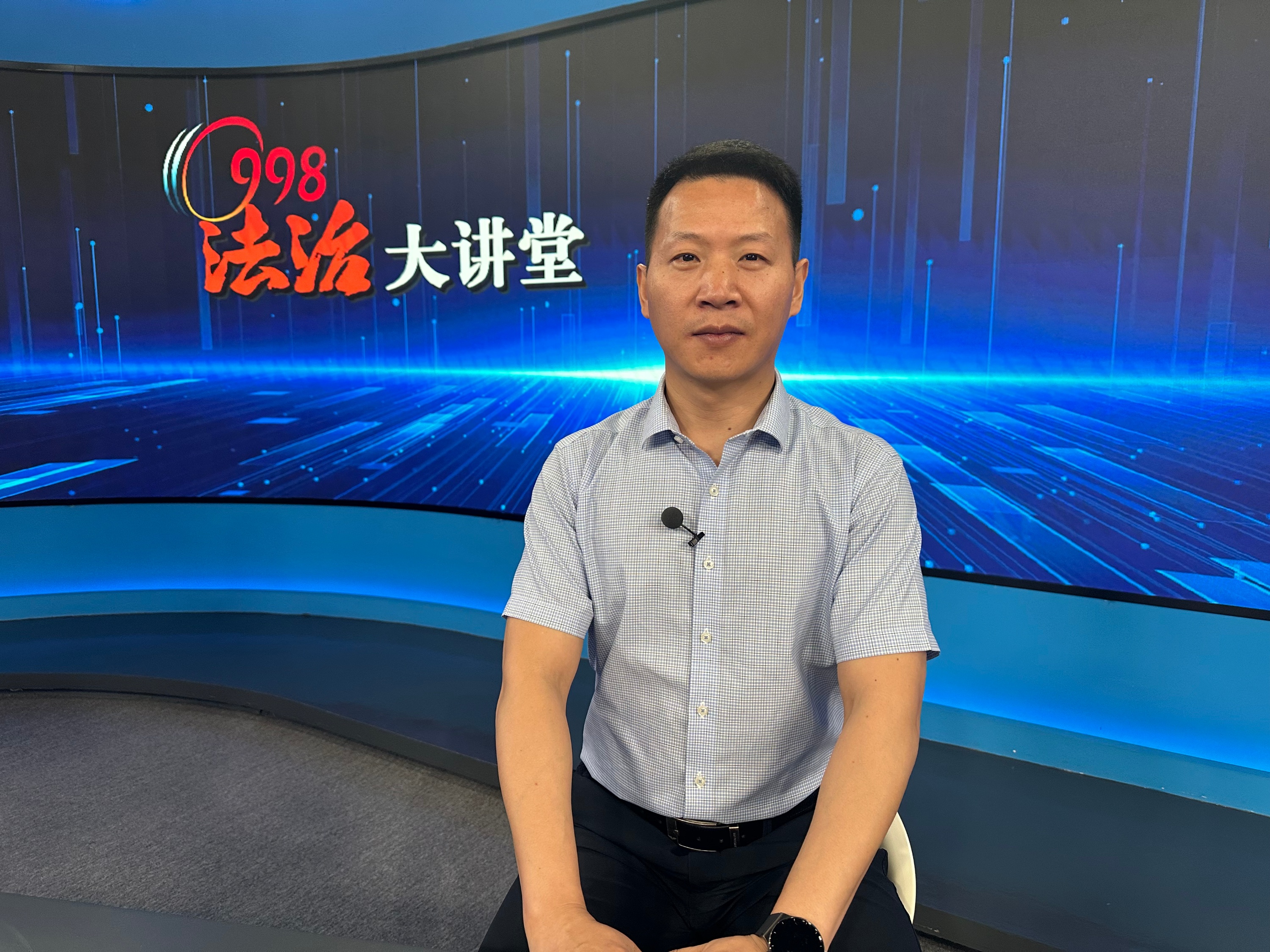 7月7日 成都市烟草专卖局 ：失算的“生意经”