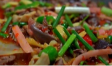 牛七婆泡椒鸡杂