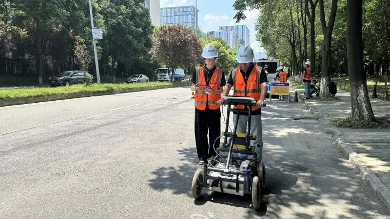 道路安全“早防控”！青羊区完成52条重点道路空洞检测