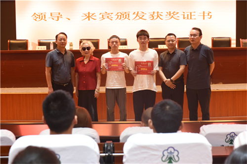 20250815_092522_007.jpg 20250815_092522_007.jpg