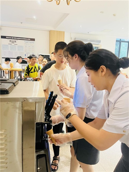 20250818_093208_042.jpg 20250818_093208_042.jpg